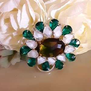 Gorgeous Vintage Brooch